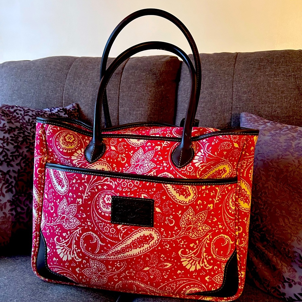 Stylish Weekender!